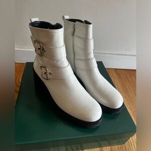 Paul Green Women’s Ivory Crinkled Boots Size 9
